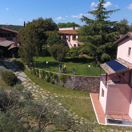 Agriturismo Poggio Corbello La Pesta Luaran gambar